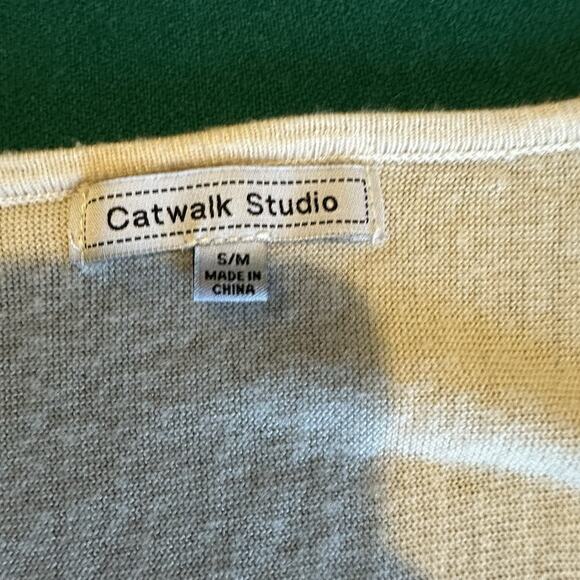 Catwalk Studio Beige Oversized V-Neck Sweater Top S/M Drop Shoulder Pocket - Picture 4 of 4